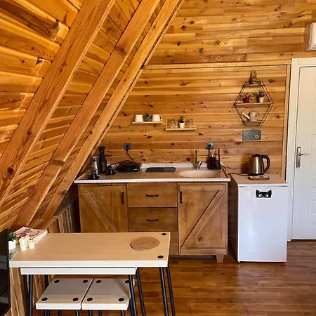 Cabană Heaven Bungalow *