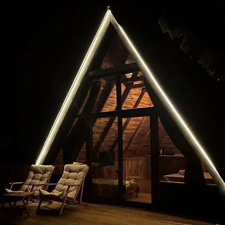 Heaven Bungalow بيت خشبي *