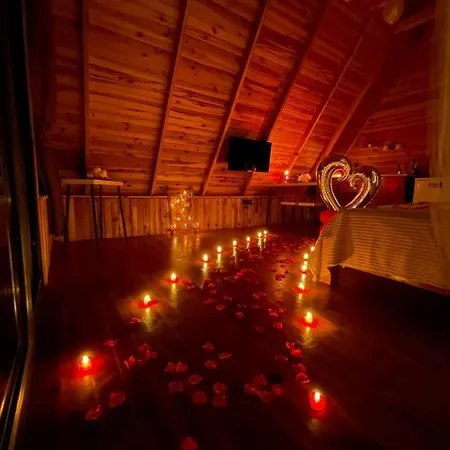 Heaven Bungalow بيت خشبي